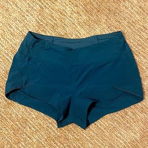 Lululemon Speed Up Low-Rise Short 2.5”